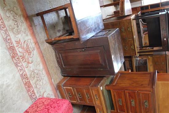 Small oak cupboard with single door